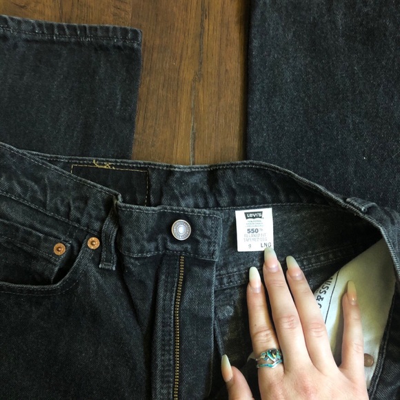 SOLD ❤️ Vintage high waisted Levi 550 jeans - Picture 4 of 4